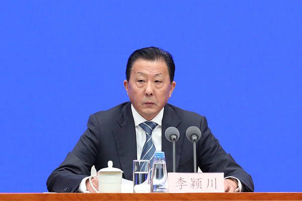 日产乱码免费一卡二卡在线